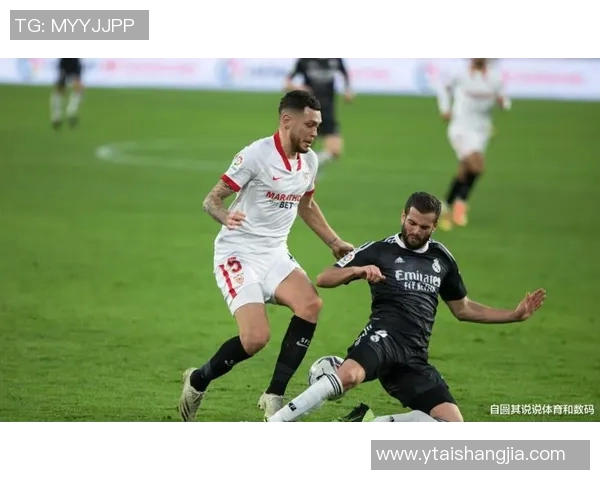 世界杯激战：里昂与皇马战成平局乌龙球成比赛转折点解析