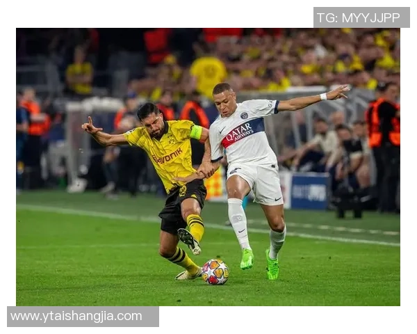 巴黎圣日耳曼大胜多特蒙德红牌事件引发全场热议与争议