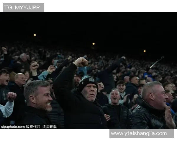 英超激战:多特蒙德绝杀曼联全场沸腾赛后精彩点评解析